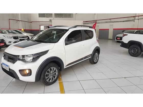 FIAT MOBI 1.0 FIREFLY FLEX TREKKING MANUAL